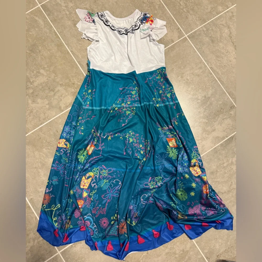 Encanto Mirabel Costume - Picture 5 of 7